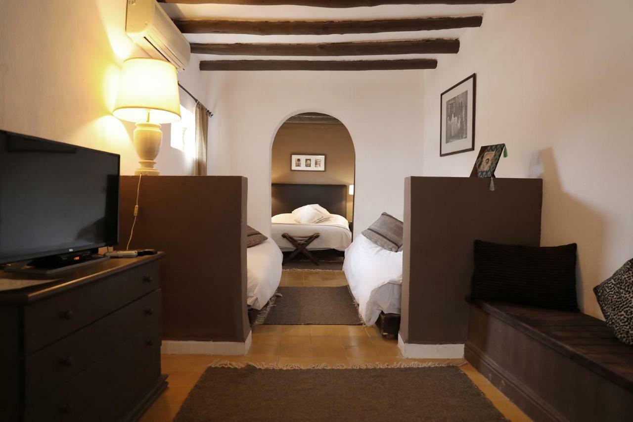 Le Petit Hotel Du Flouka 랄라 타카르코스트 외부 사진